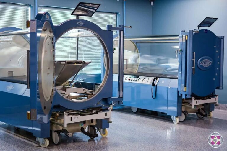 2-hyperbaric-chambers-one-with-door-open-at-ama-regenerative-medicine